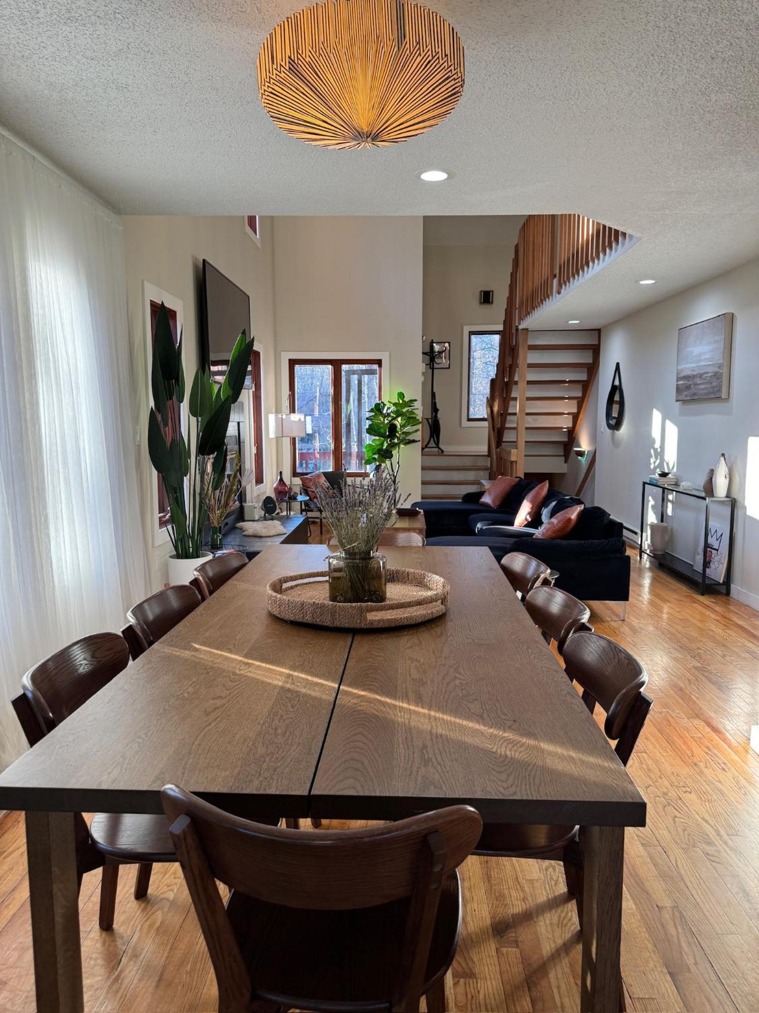 Holiday home Poconos -kayaks- Hottub-karaoke-lake East Stroudsburg